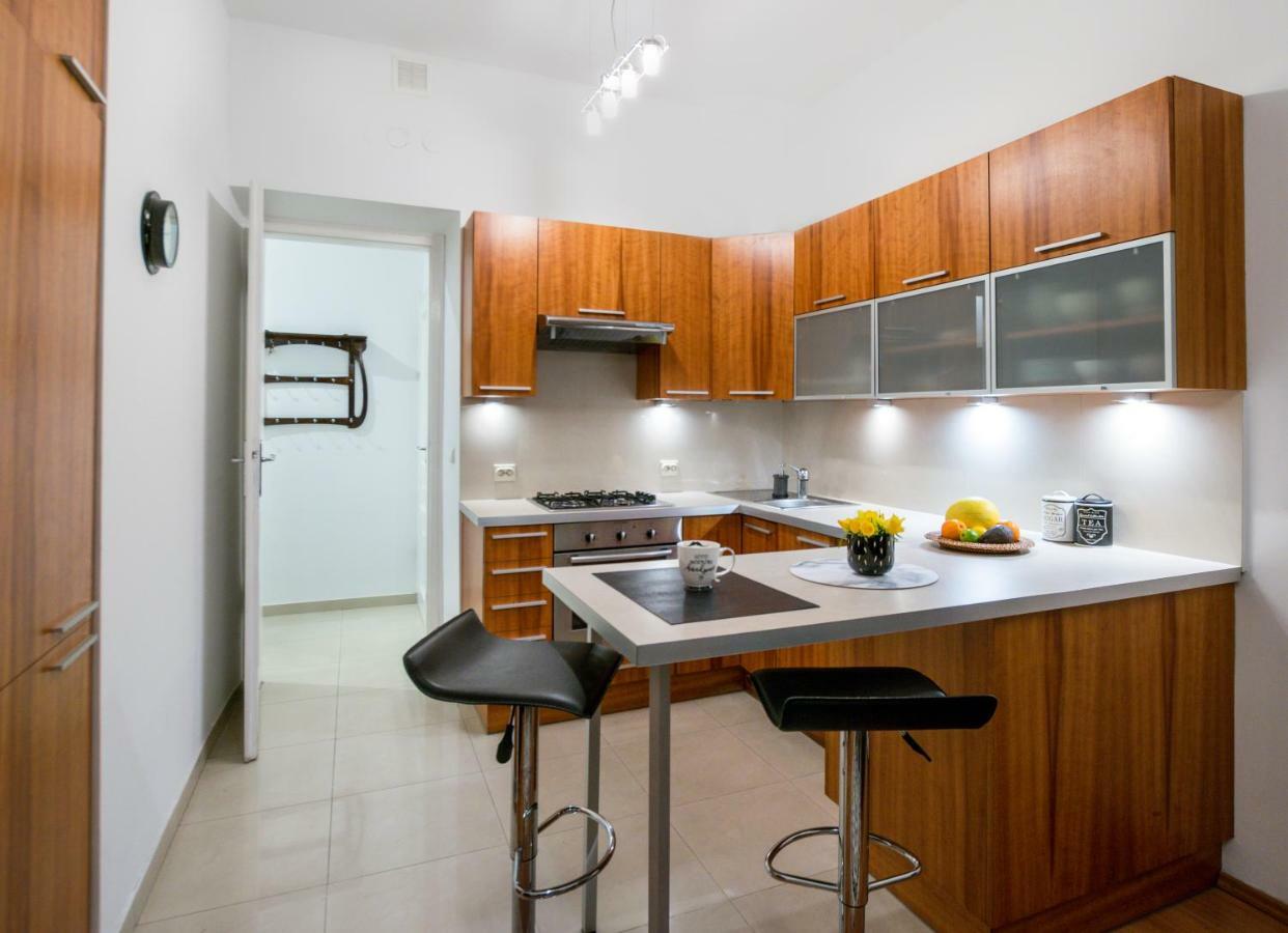 Cichy Apartament Obok Wawelu Tarlowska Краков Экстерьер фото